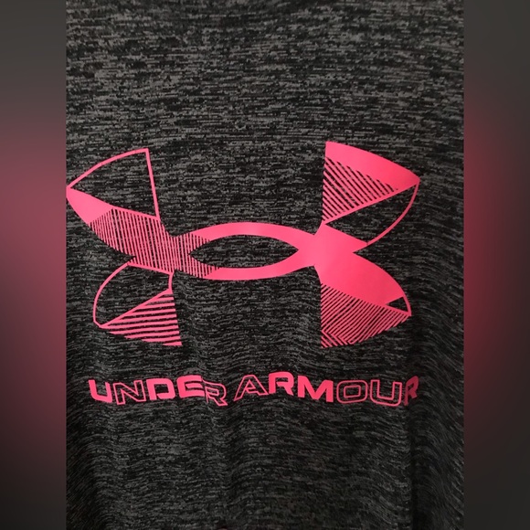 UNDER ARMOUR girls black t-shirt - Picture 3 of 5